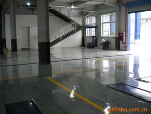 成都市海鯊漆業(yè)有限責任公司